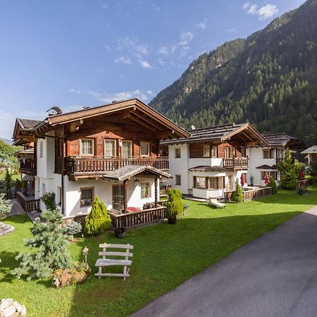 S'Doerfl Chalets Mayrhofen Εξωτερικό φωτογραφία