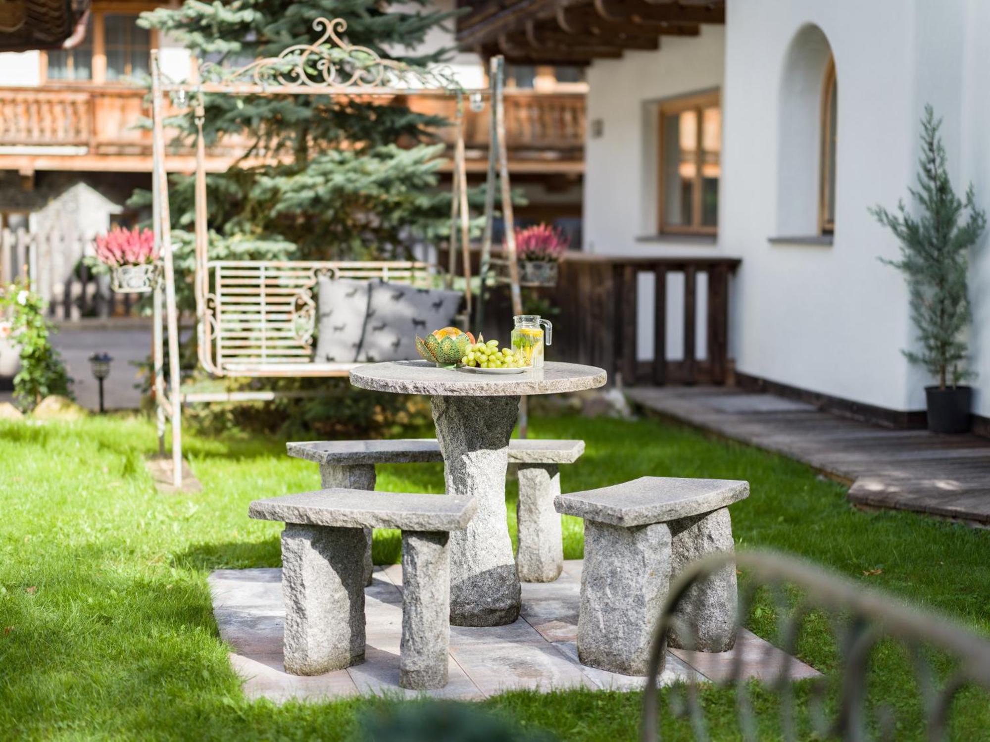 S'Doerfl Chalets Mayrhofen Εξωτερικό φωτογραφία